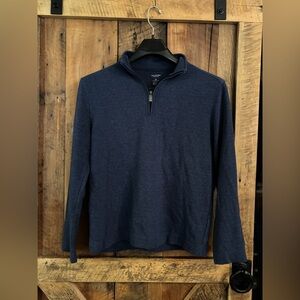 Men’s Van Heusen Never Tuck 1/4 Zip Pullover- Blue - size Medium